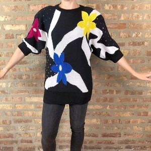 VTG Naomi Bee Sweater Knitted Floral Sequins M